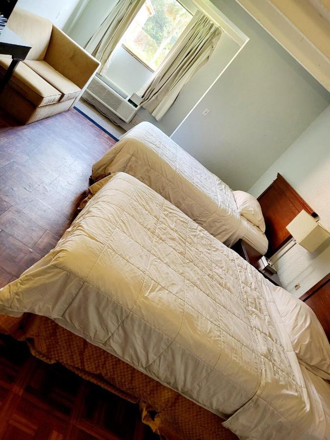 Metro Inn & Suites Jacksonville Eksteriør billede