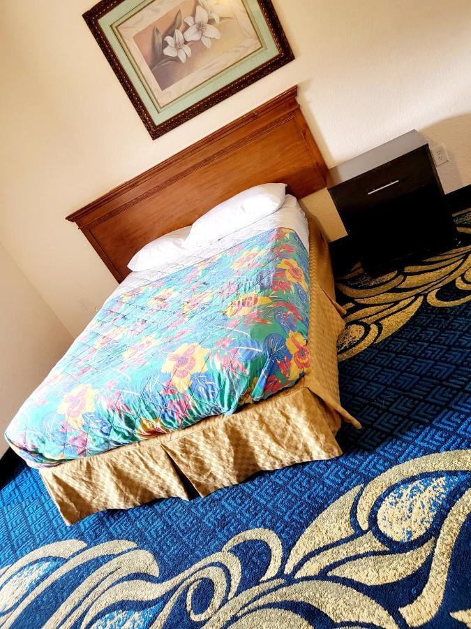 Metro Inn & Suites Jacksonville Eksteriør billede
